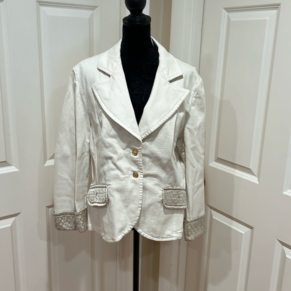 Bianca Maria Caselli, women’s, medium, offwhite, jean jacket. Made in Italy. NWT